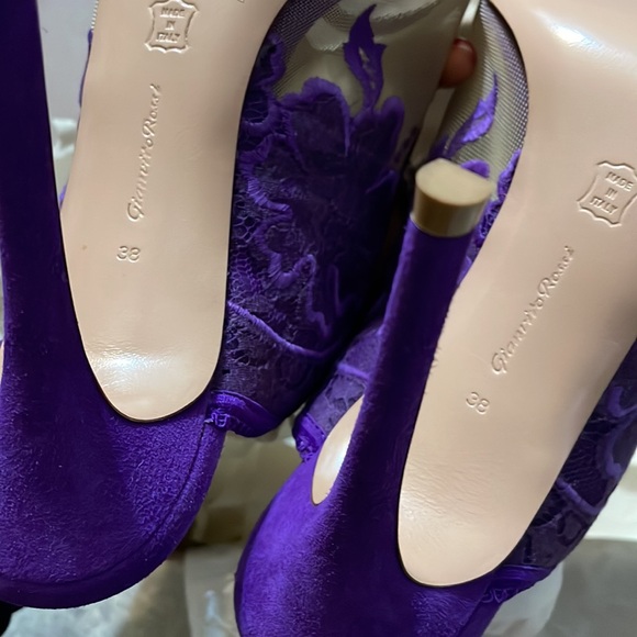 Gianvito Rossi - Giada Embroidered Mesh and Lace Mules in Purple - Picture 4 of 6